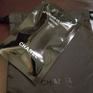 Chanel mascara